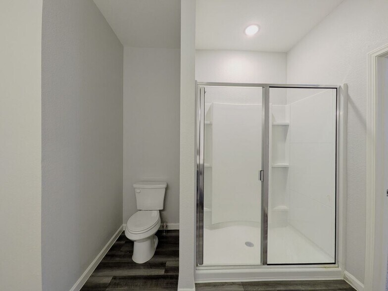 Building Photo - 2905 Aspen Dr