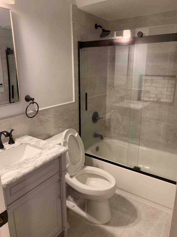 Building Photo - 9 Greenwood Dr