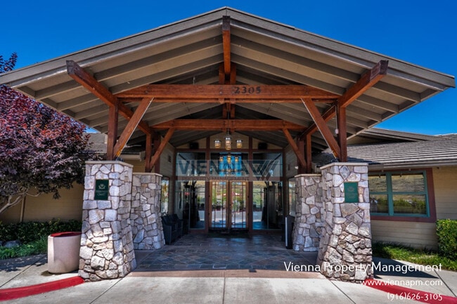 Building Photo - 3705 Abby Ct