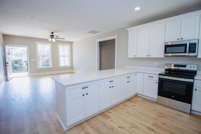 Building Photo - "Welcome to Olympia – Brand New Units + $4...