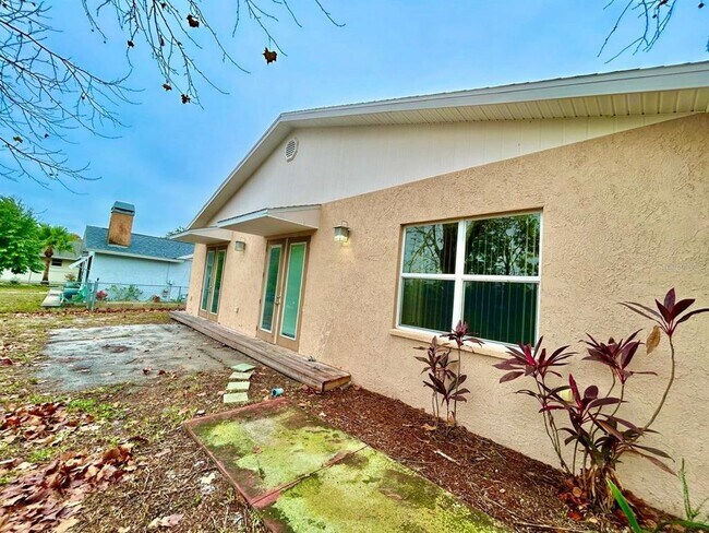 Building Photo - 7608 Anaheim Ave