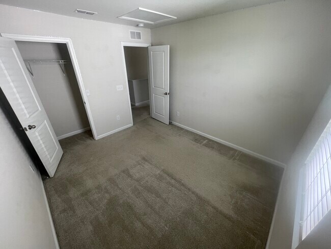Building Photo - Easley Single Family Home