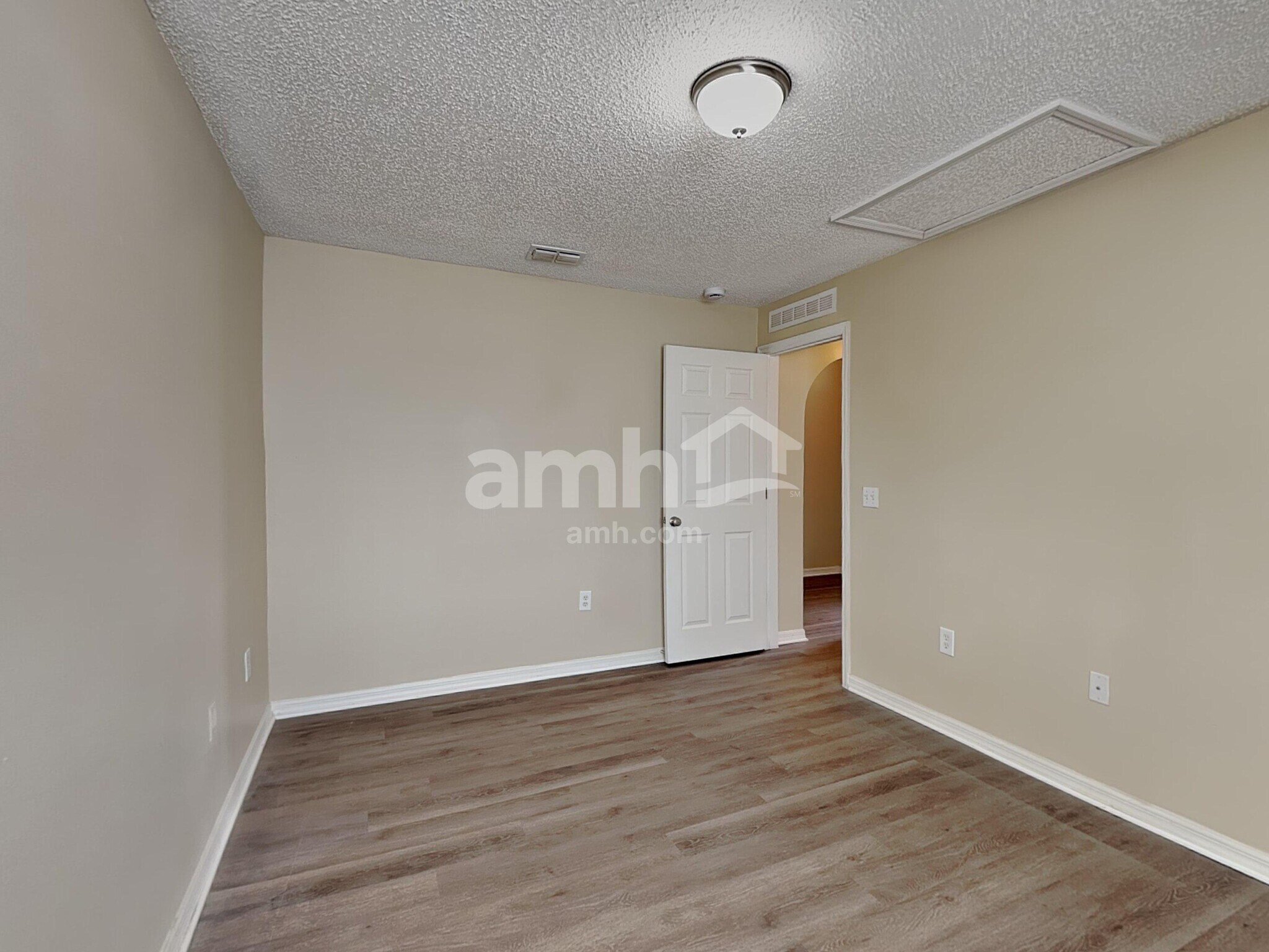 Building Photo - 9469 Arbor Oak Ln