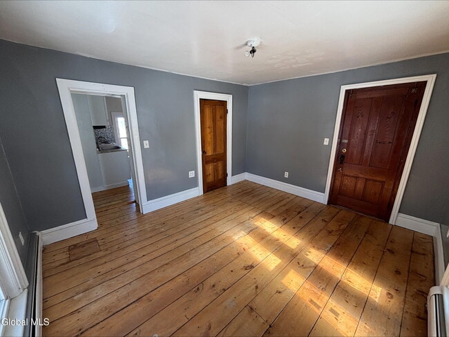 Building Photo - 372 NY-43