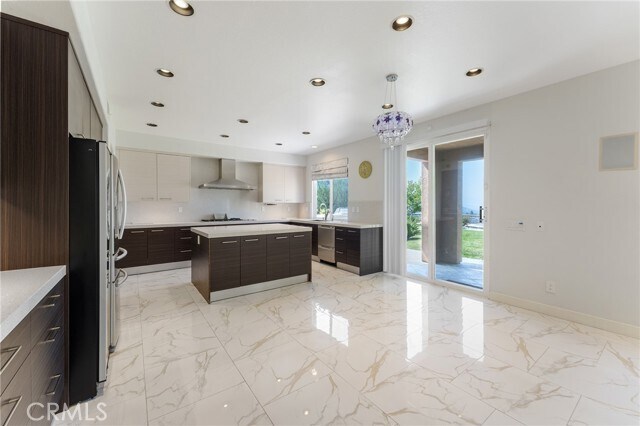 Building Photo - 2528 N San Miguel Dr