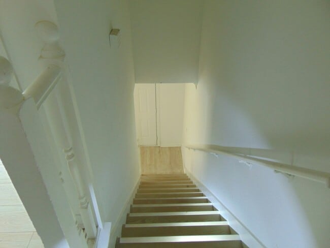 Building Photo - 1750 Southgate Ln SE