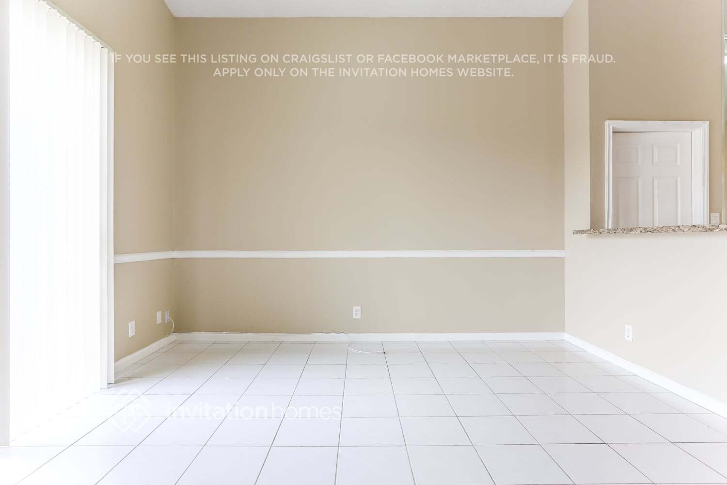 Building Photo - 1401 Banyan Cir