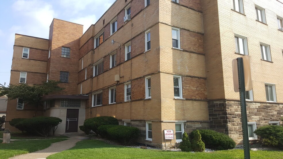 Rouge Manor Parkview Linden Apartments 77 E Great Lakes St River