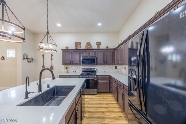 Building Photo - 8217 Cabin Springs Ave