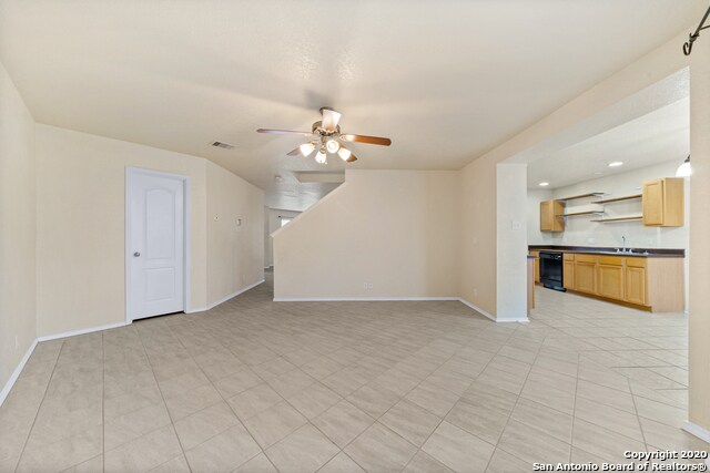 Building Photo - 5555 Spring Walk