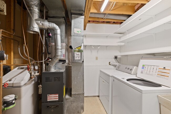 Building Photo - 1711 Slater Ln