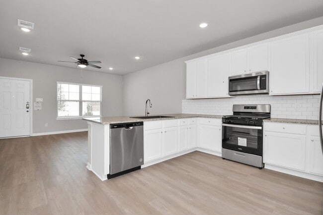 Building Photo - 4611 Aurora Glen Dr