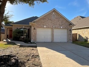 Building Photo - 303 Steer Acres Ct