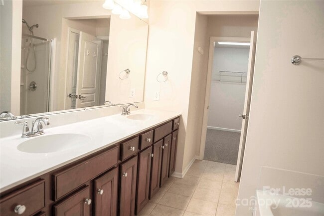 Building Photo - 15558 Canmore Street