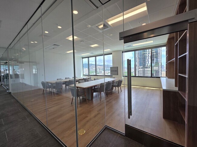 Building Photo - Studio at Park on Keeaumoku