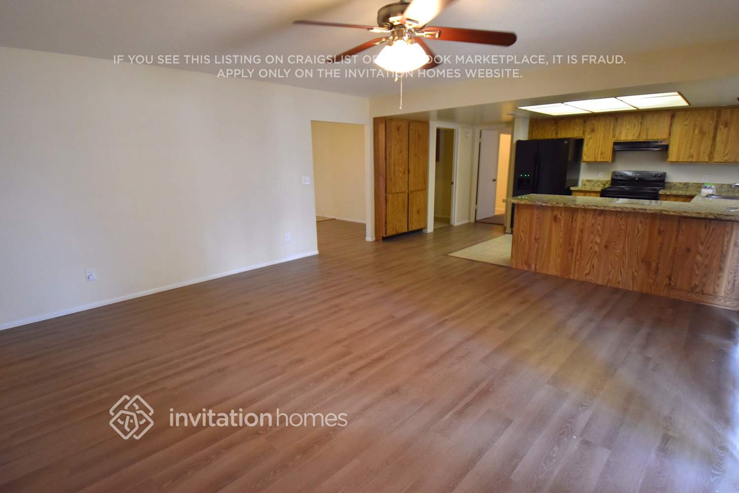 Building Photo - 3630 W Carla Vista Dr