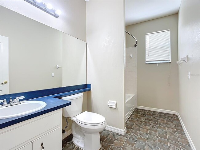 Building Photo - 610 Terranova Dr