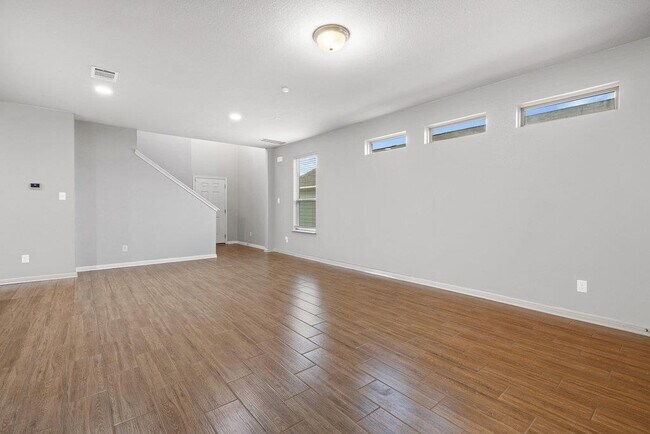 Building Photo - 236 El Dorado Rd