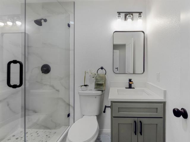 Building Photo - 805 Ross Trail