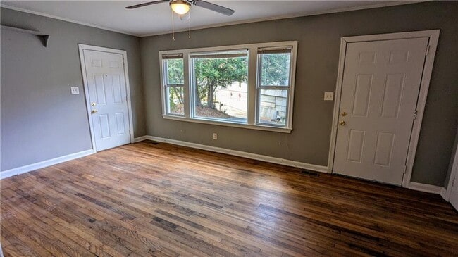 Building Photo - 1312 Kasandra Dr SE