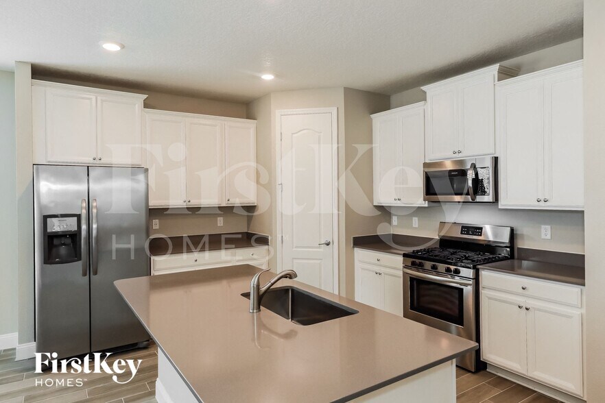 Building Photo - 377 Broomsedge Cir