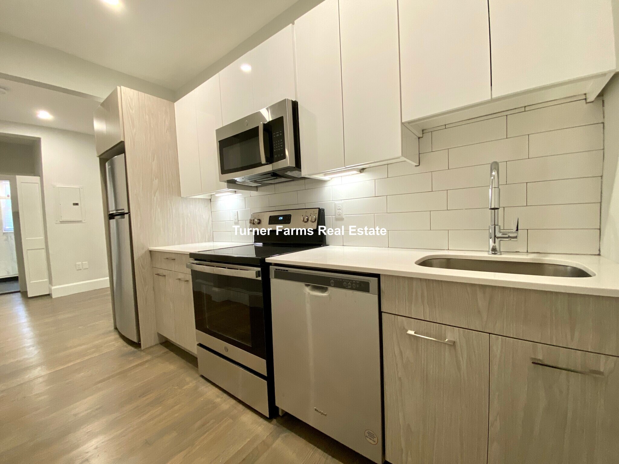 Building Photo - 63 Upland Rd