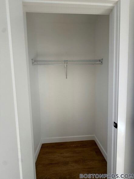 Building Photo - 199 Gardner St