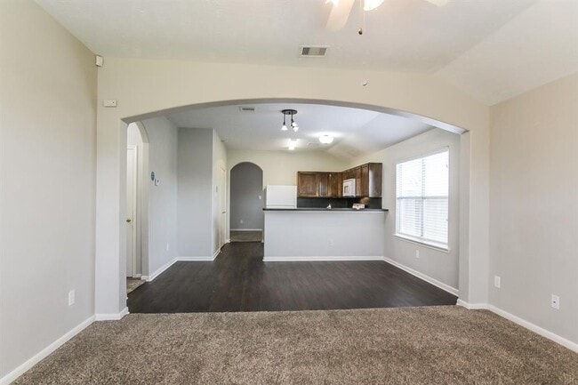 Building Photo - 10602 Harbor Canyon Dr