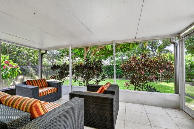 Building Photo - 1080 Salmon Isle