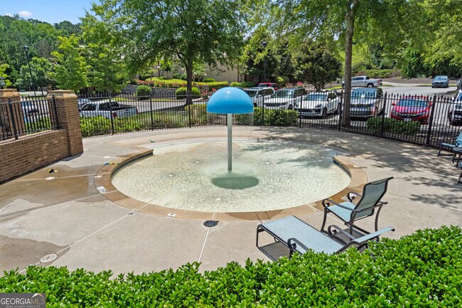 Building Photo - 2045 Kent Ct