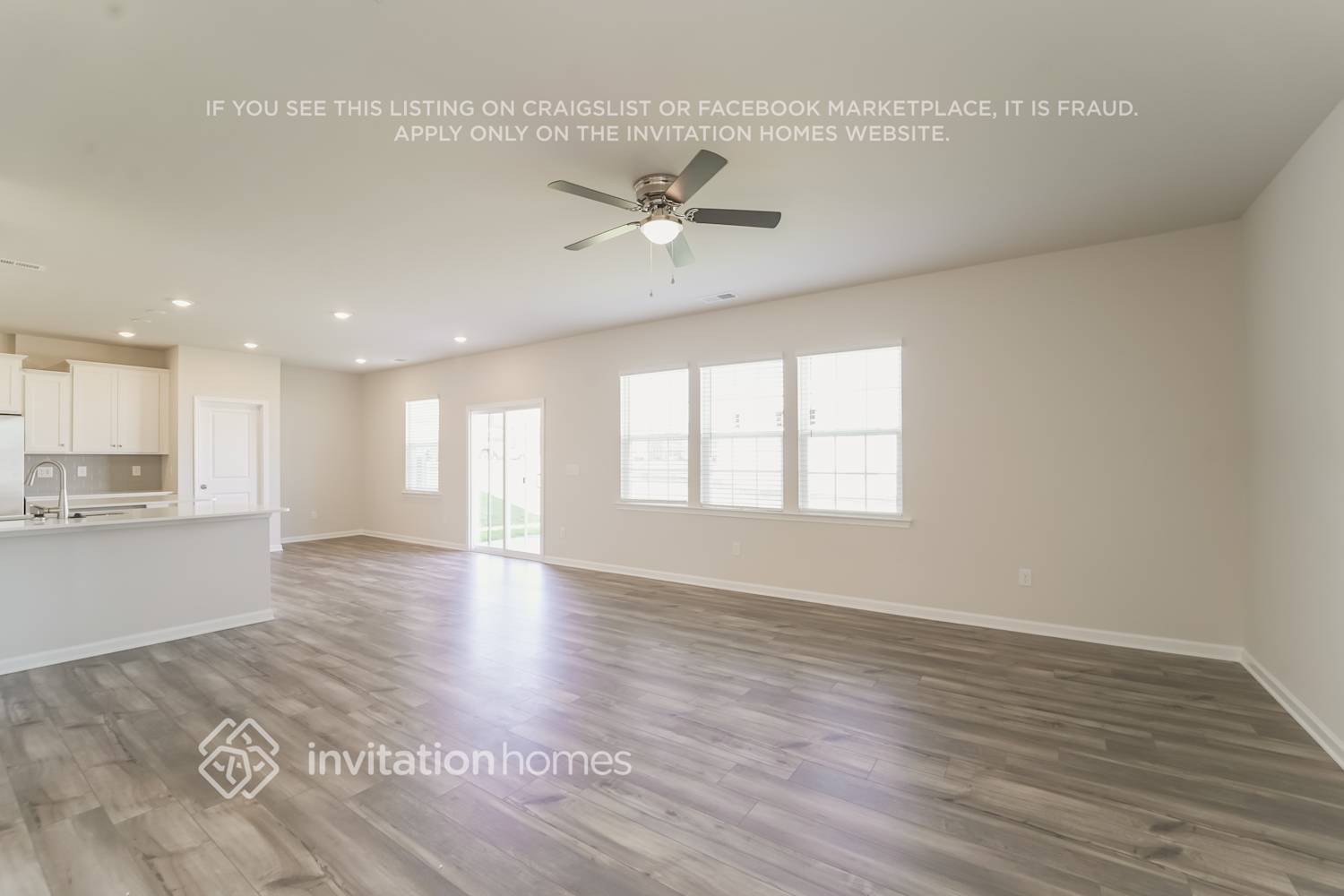 Building Photo - 5998 Oak Br Cir