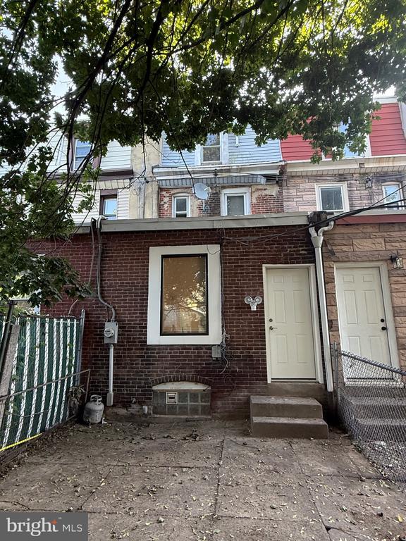Building Photo - 4918 Knorr St