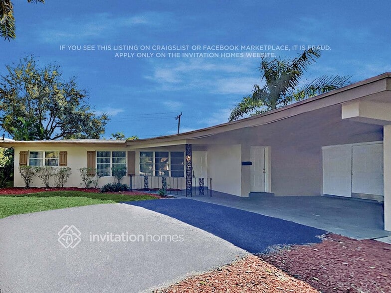 Primary Photo - 2240 NE 62nd St
