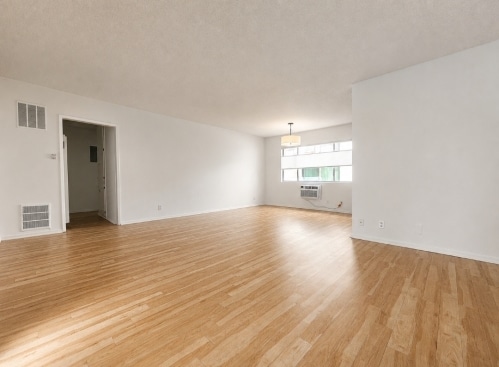 Interior Photo - 1873 Veteran Ave