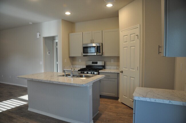 Building Photo - 23327 Briarstone Hbr Trl