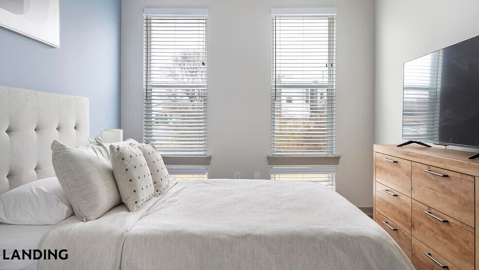 Building Photo - 2165 Nolensville Pk