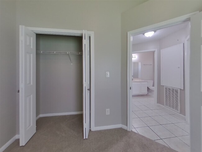 Building Photo - 3234 Kelling St