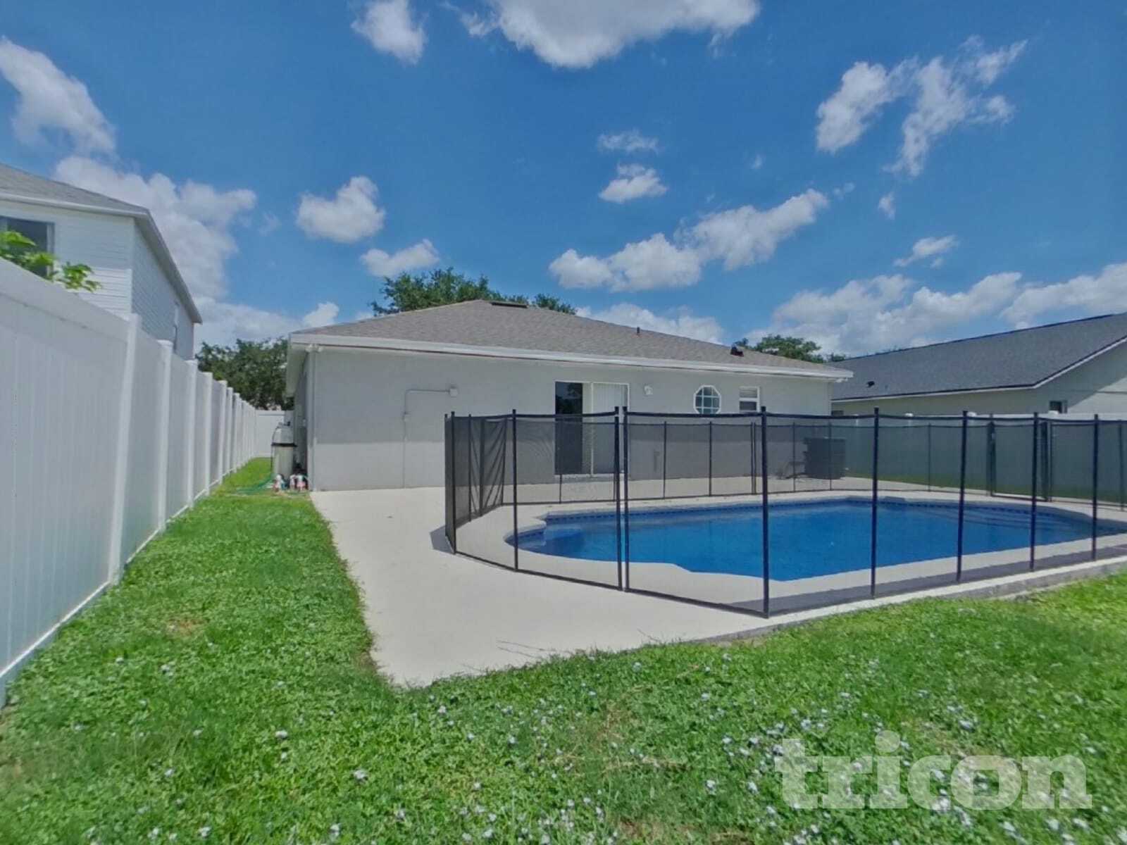 Building Photo - 12945 Bridleford Dr