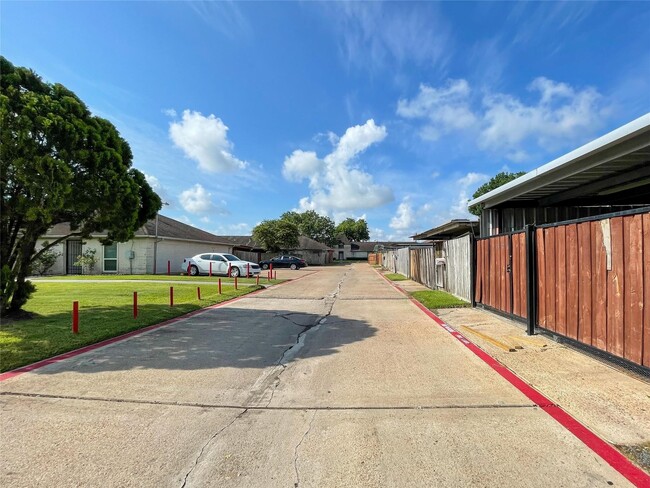 Building Photo - 7301 Cook Rd