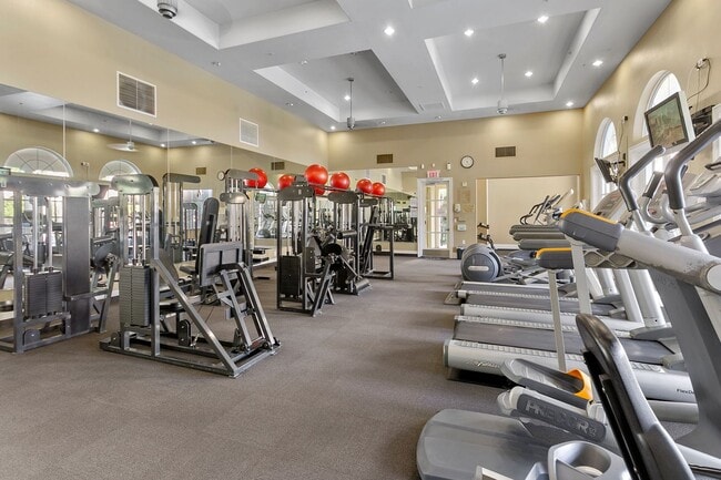 Building Photo - Irvine 2 Bed, 2 Bath With Amenities!!
