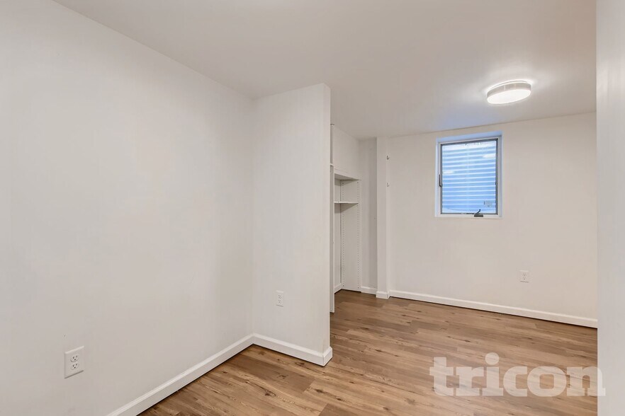 Building Photo - 6921 Russell Ave S