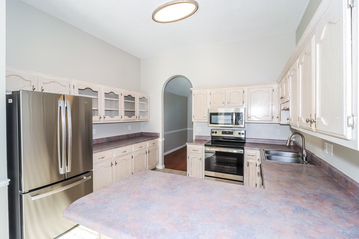 Building Photo - 1875 Carlyn Cove