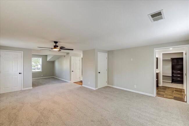 Building Photo - 1120 Liberty Rd