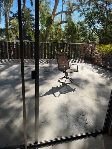 Building Photo - 3949 Los Feliz Blvd