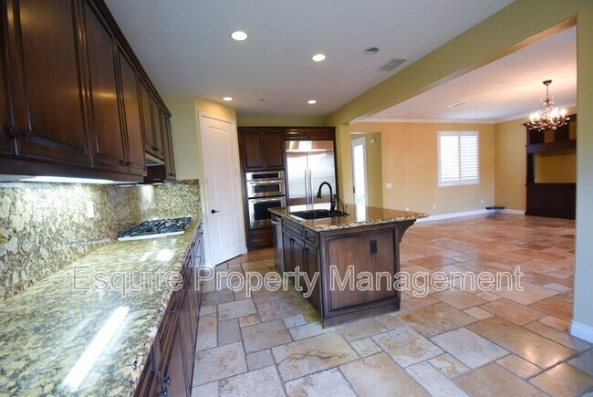 Building Photo - 4072 Farralon Way