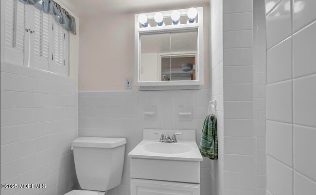 Building Photo - 221 Harrison Ave