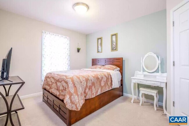 Building Photo - 3066 Crystal Spring Ln