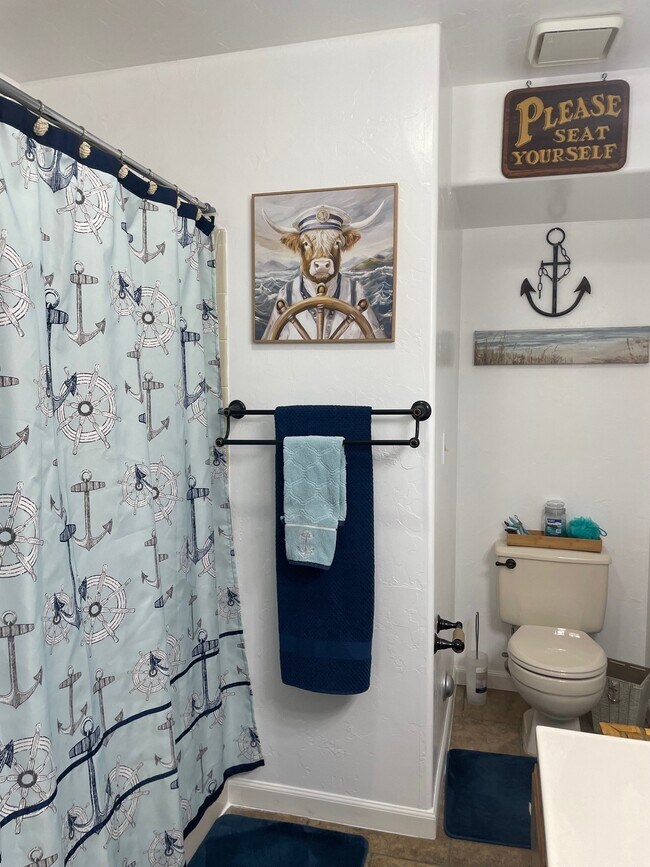 Building Photo - 4350 N Agua Fria Dr