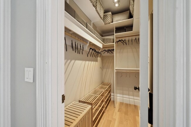 Building Photo - Charming, Furnished 1bd in the Castro