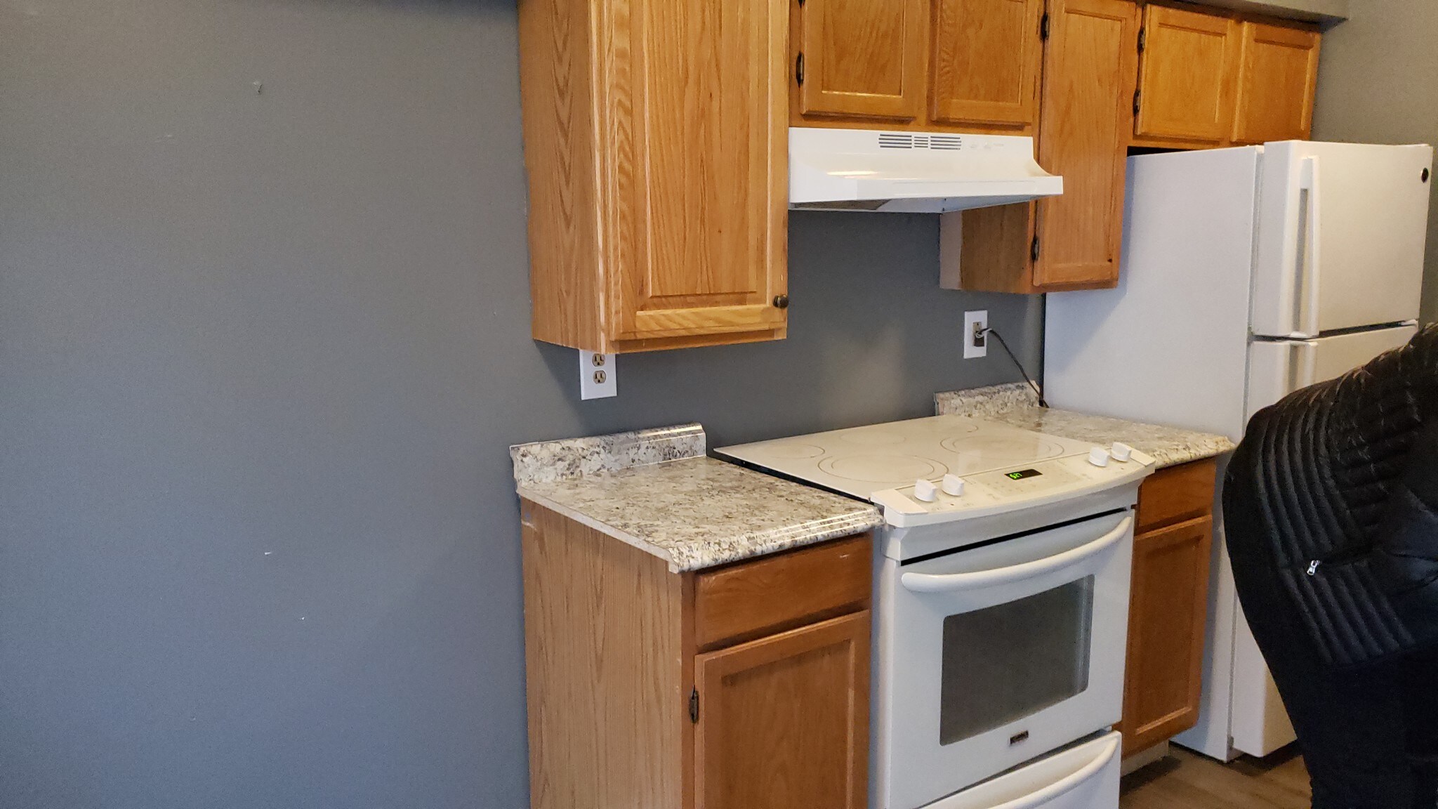 Building Photo - 2530 Cottonwood Ct